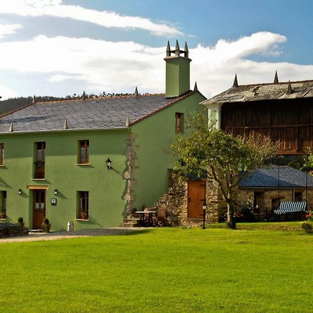 Maison d'hôtes Os Tres Teixos à San Acisclo Extérieur photo