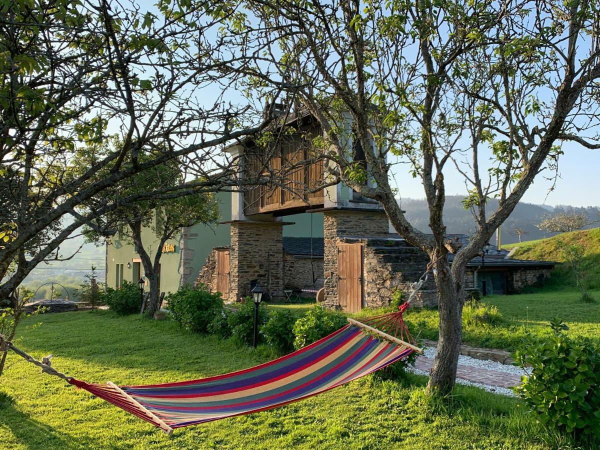 Maison d'hôtes Os Tres Teixos à San Acisclo Extérieur photo